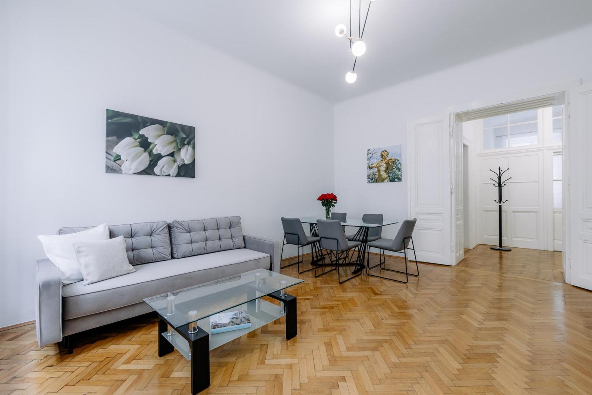 Elegant Vienna Apartment Exterior photo